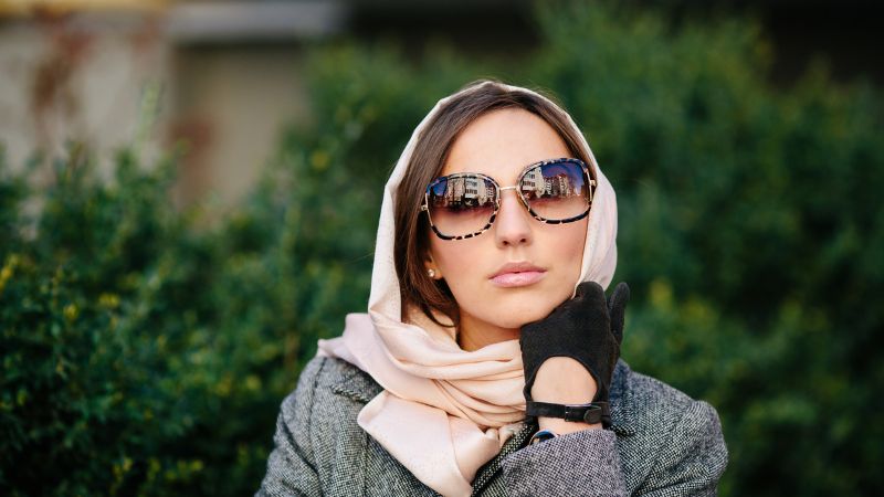 8 Best Scarf Styling Tips for Women